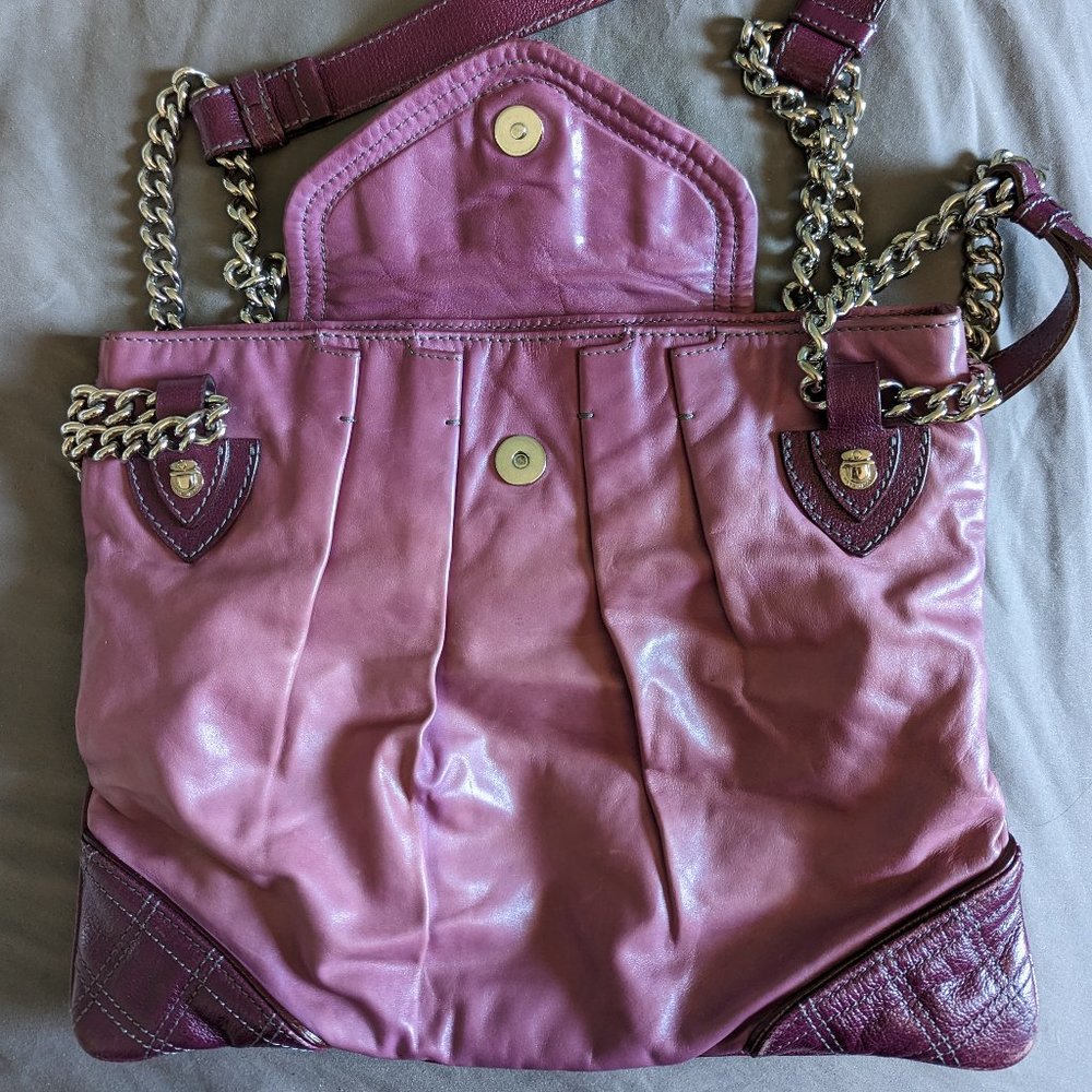 Marc Jacobs soft purple leather shoulder bag with chain accents